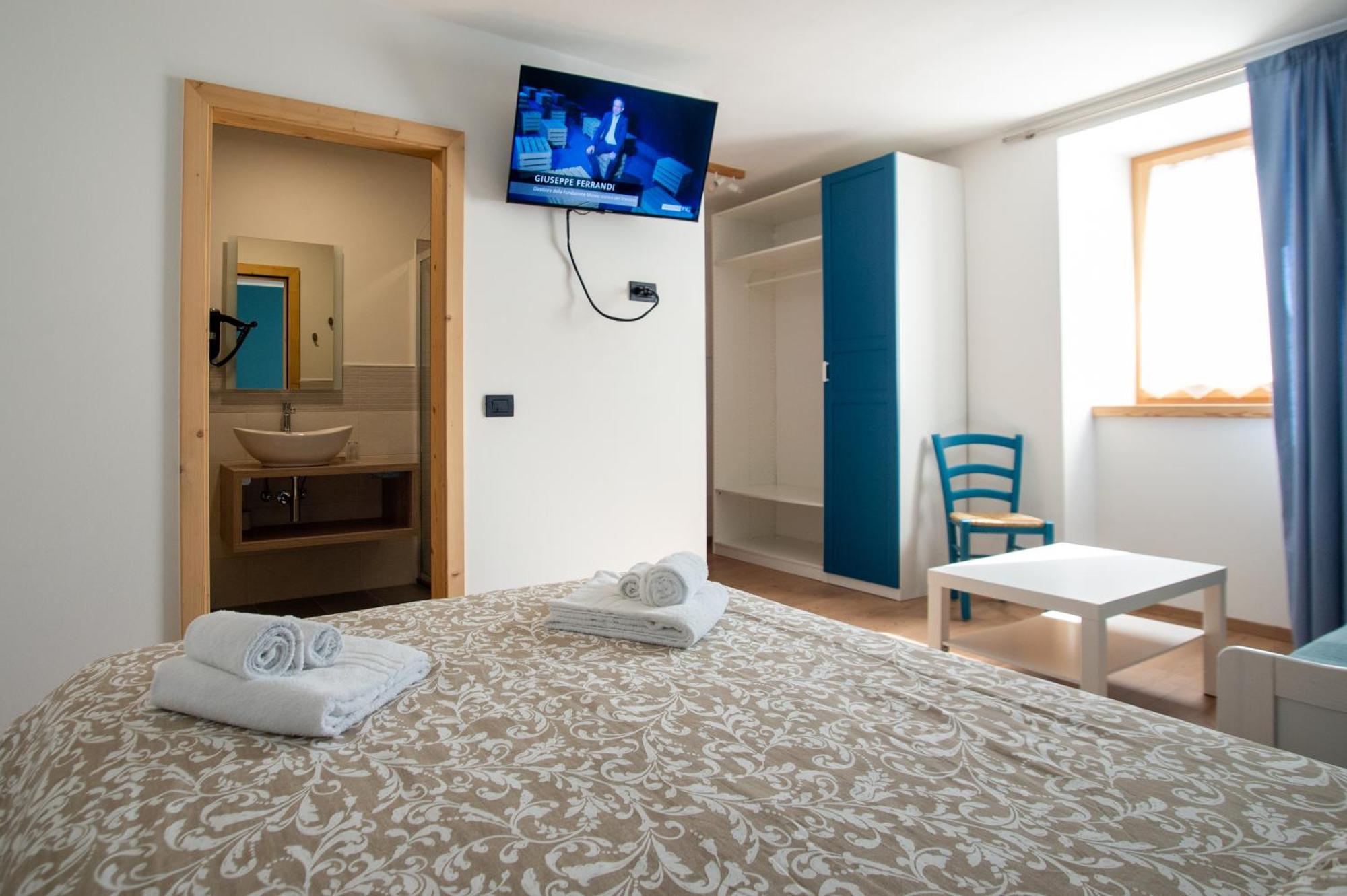La Lesivera Bed And Breakfast Tione di Trento Kültér fotó