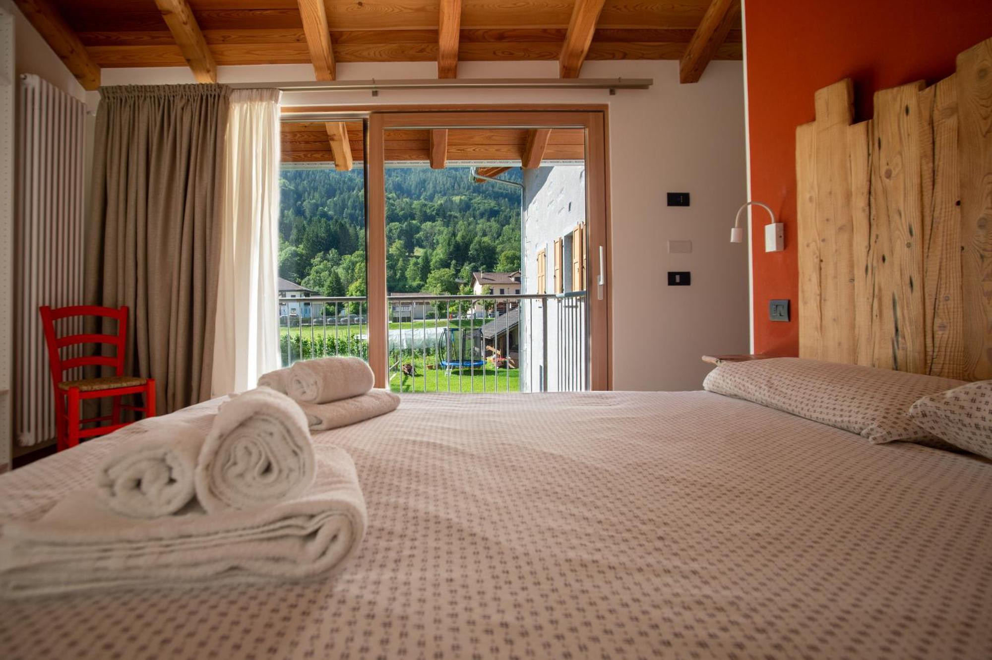 La Lesivera Bed And Breakfast Tione di Trento Kültér fotó